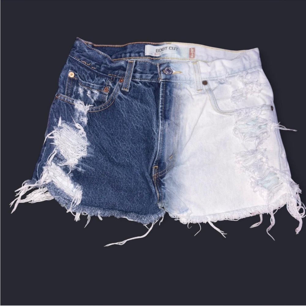 Levi's Two-Tone Distressed Denim Shorts — Dark Blue & Light Wash